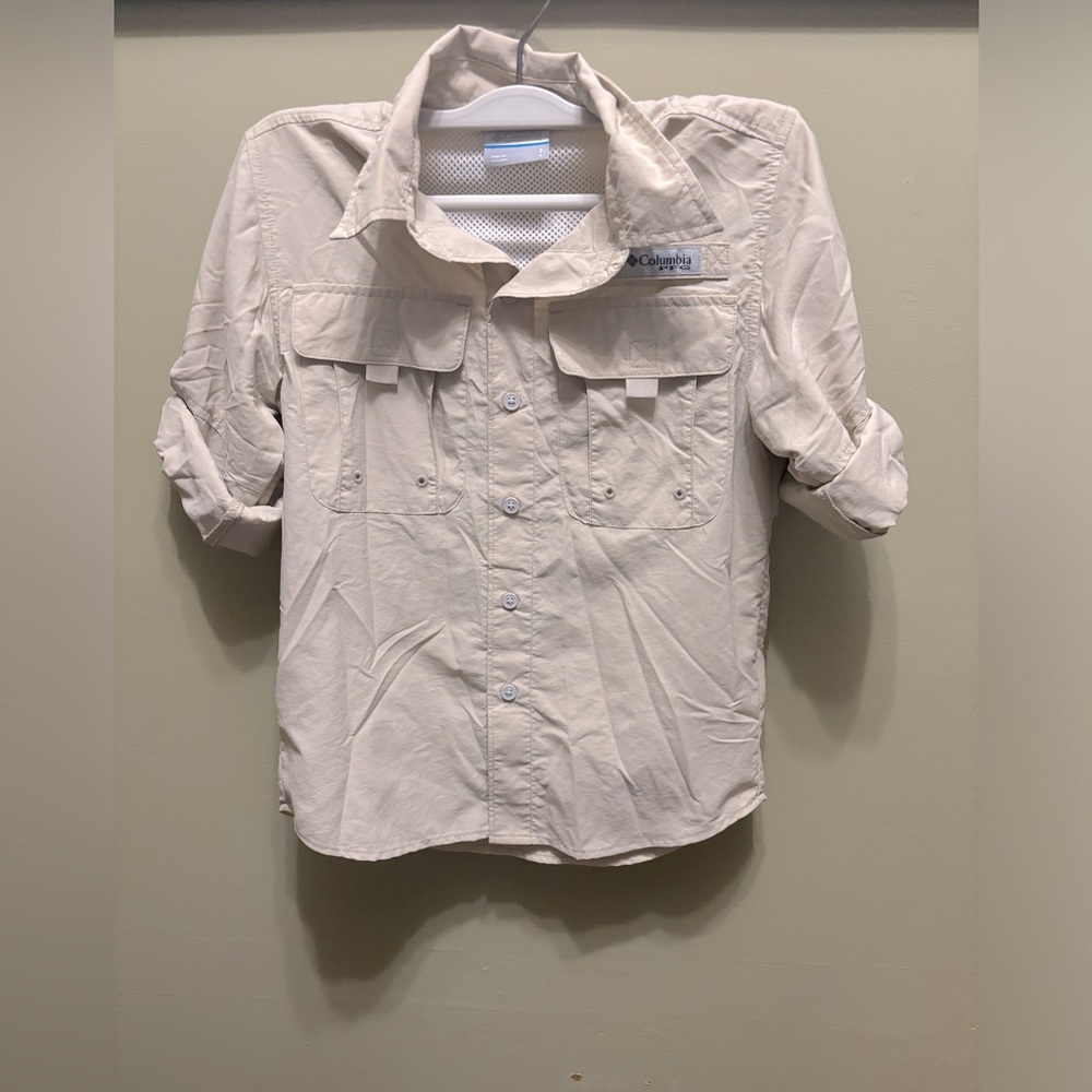 Columbia Khaki Outdoor Shirt, boys size small 8